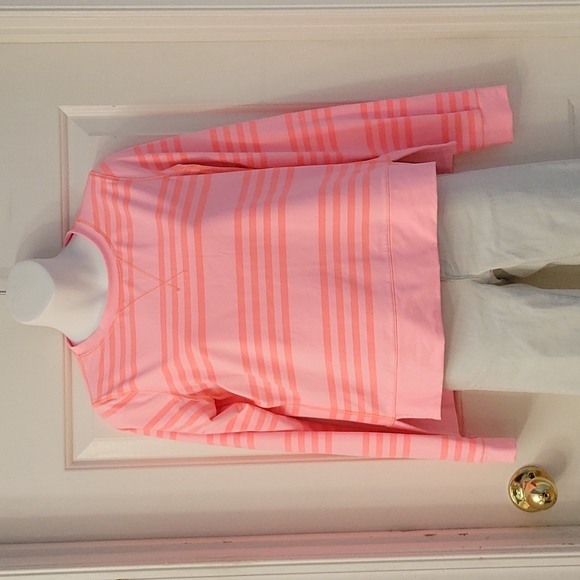 lululemon athletica Tops - Lululemon Run: Warm Up Crew